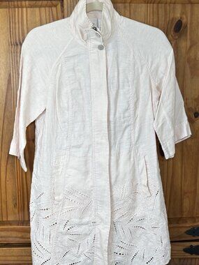 Chico's Size 0 Linen Cutwork Topper Jacket Pink 3/4 Sleeve Full Zip Eyelet